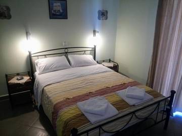 Gîte pour 2 personnes, avec vue et jardin, animaux acceptés dans Agistri
