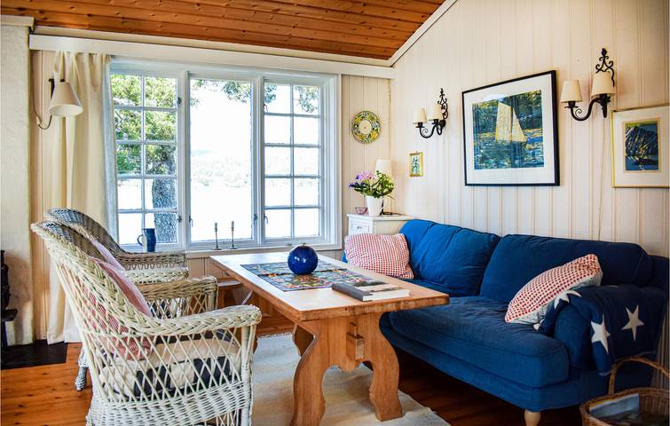 Ferienhaus für 6 Personen mit Terrasse in Tysnes