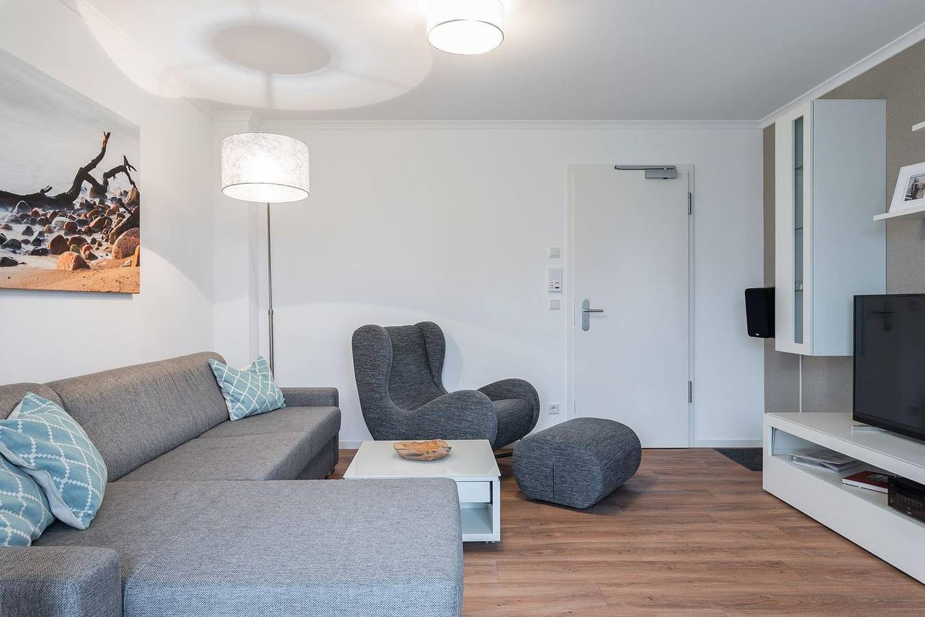 Apartamento entero, Spacious 2-room holiday apartment with balcony and garden view in Nienhagen in Nienhagen, Rostock y sus alrededores