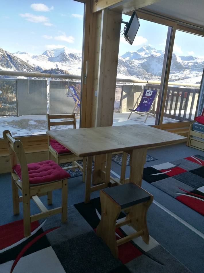 Gîte pour 4 personnes, avec terrasse dans Aime 2000 - 4