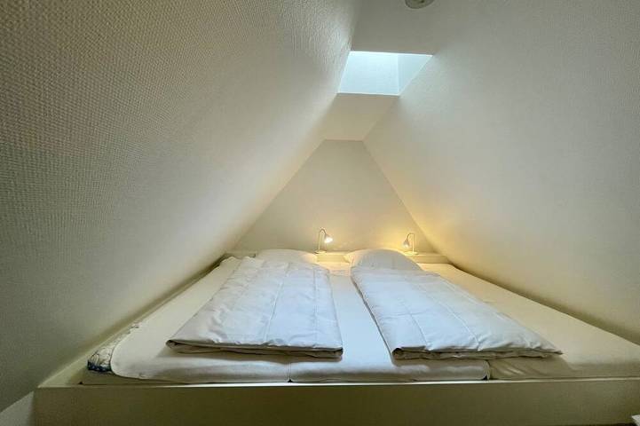 Ganze Wohnung, 3 Liv: 55qm auf drei Ebenen bieten viel Platz für bis zu 4 Personen - Landhaus in Keitum, Sylt (Gemeinde)