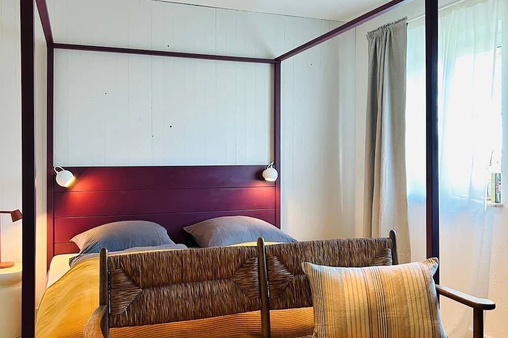 Ferienhaus Landleven im Grünen mit 2 Schlafzimmern - neues Zimmer in Hessenburg, Saal