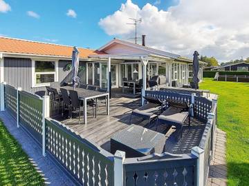 Ferieudlejning til 12 Personer i Øster Hurup, Himmerland, Billede 4