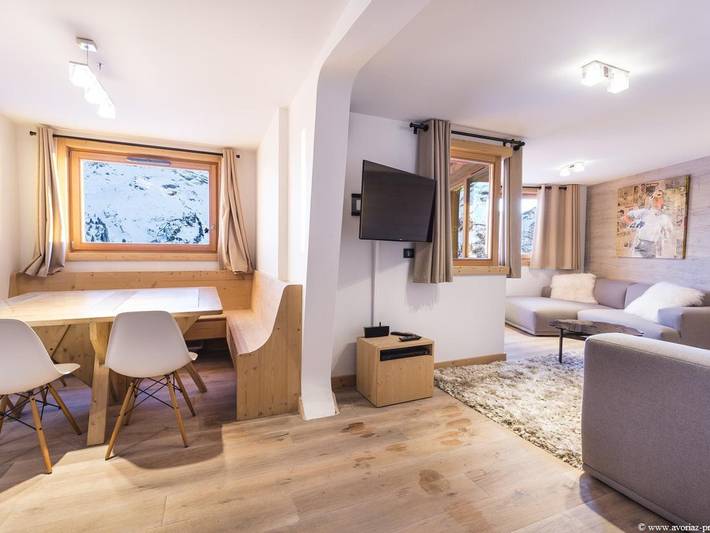 Chalet pour 6 personnes, avec Balcon et Jacuzzi ainsi que Terrasse et Piscine à Avoriaz