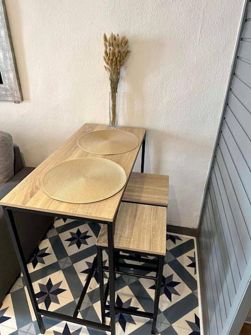 Appartement entier, One-Bedroom Apartment in Thonon-les-Bains, Région de Thonon-les-Bains