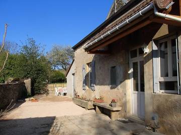 Gîte pour 6 personnes, avec terrasse, animaux acceptés dans Yonne