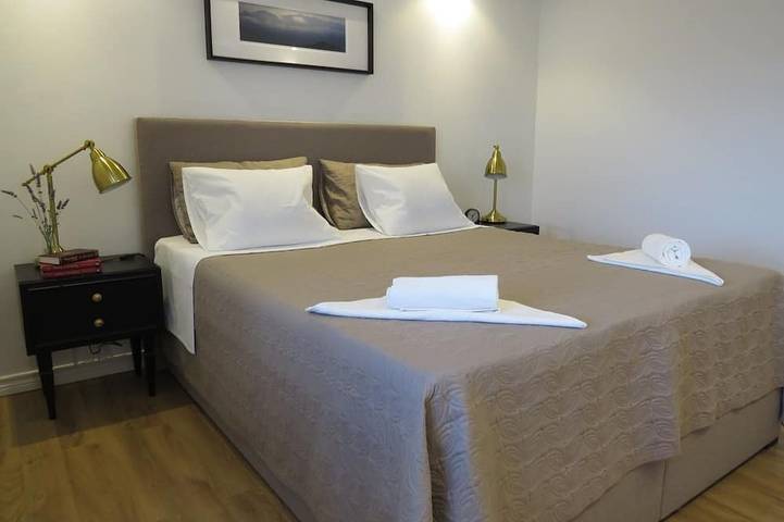 Entire apartment, Modern apartment near the beach for 4 people in Trogir, Split-Dalmatia
