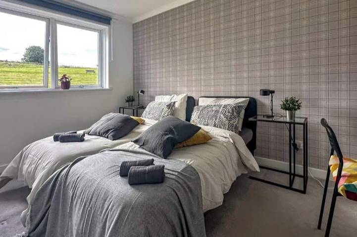 Ganze Wohnung, Brandneues schottisches Haus mit 3 Zimmern nahe Glasgow in West Dunbartonshire