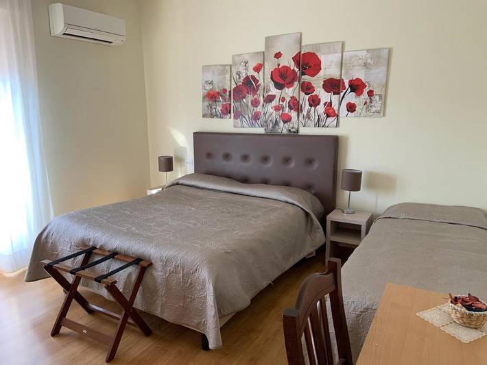 Gîte pour 3 personnes, avec balcon à Garde - 2