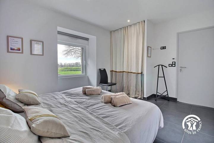 Location de vacances pour 6 personnes, avec terrasse et jardin à Plumergat - 3