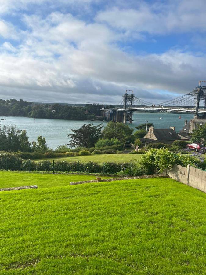 Apartamento de vacaciones para 2 personas, con vistas además de terraza y jardín - 1
