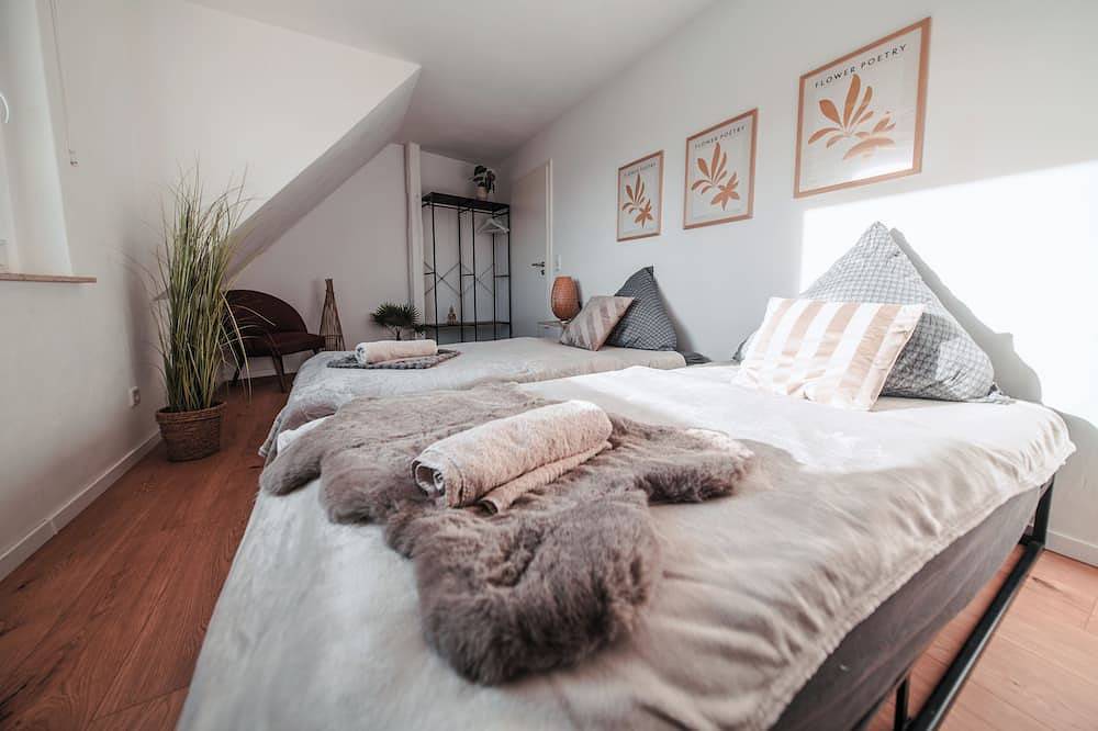 Ganze Wohnung, Flexhome Stilvolle Ferienwohnung in Lippstadt, Kreis Soest