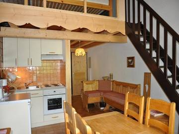 Gîte pour 6 personnes, avec terrasse dans Office De Tourisme De La Chapelle D Abondance