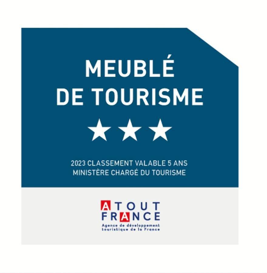 Appartement entier, One-Bedroom Apartment in Le Mée-sur-Seine, Seine-et-Marne