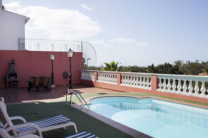 Villa for 8 people, with balcony, with pets in Maspalomas