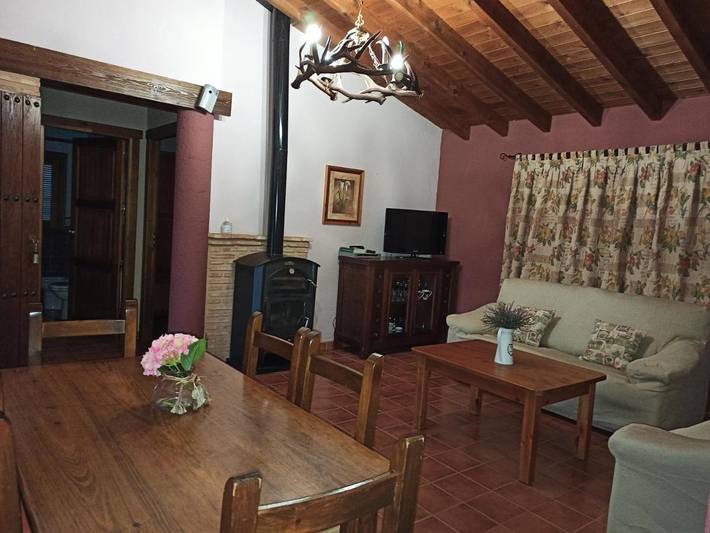 Casa rural con piscina para 6 personas, con piscina además de jardín y vistas en Sierra de Alcaraz - 4