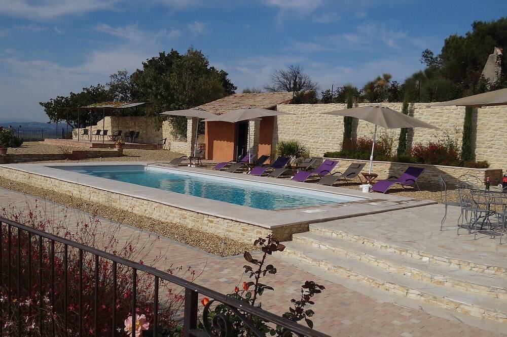 Großes Mas mit beheiztem Pool für 10 Personen, 3 Badezimmer panomaric Blick in Cairanne, Vaucluse