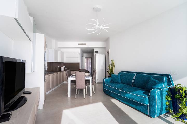 Ganze Wohnung, Ferienwohnung 'Suite Buena Vista' mit Meerblick, Balkon und Klimaanlage in Gallipoli, Golf von Tarent
