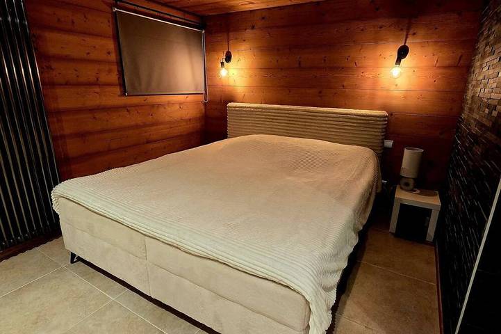 Gîte pour 4 personnes à Longevilles-Mont-d'Or