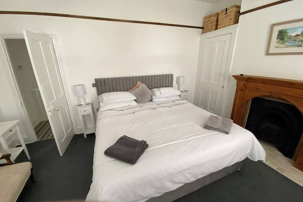 Cosy period house near the seafront in Ramsgate, Kent