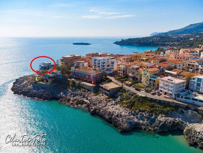 Location de vacances pour 5 personnes, avec vue ainsi que jardin et balcon dans Marina di Camerota - 3