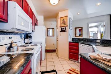 Vacation House for 6 Guests in Steamboat Springs, Routt National Forest, Picture 1