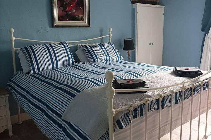 Location de vacances pour 4 personnes, avec jacuzzi ainsi que jardin et terrasse, animaux acceptés à Ménéac - 2