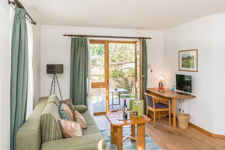 Hotel dla 3 osób, z Balkon i Taras oraz Widok w Hamburg Schnelsen