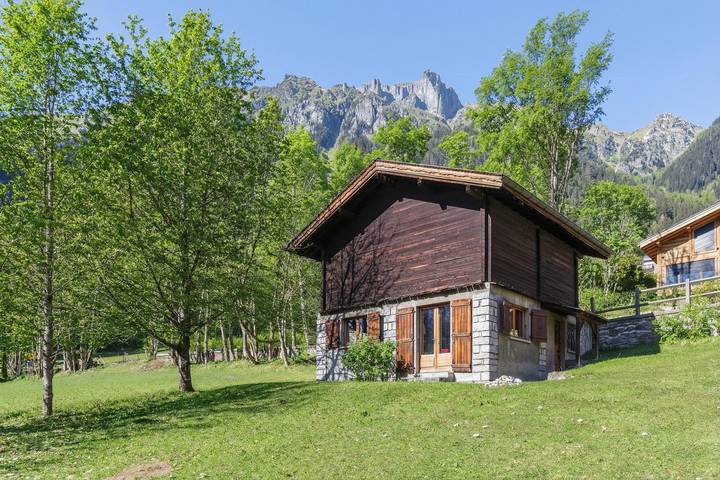 Chalet für 4 Personen, mit Terrasse in Chamonix - 2