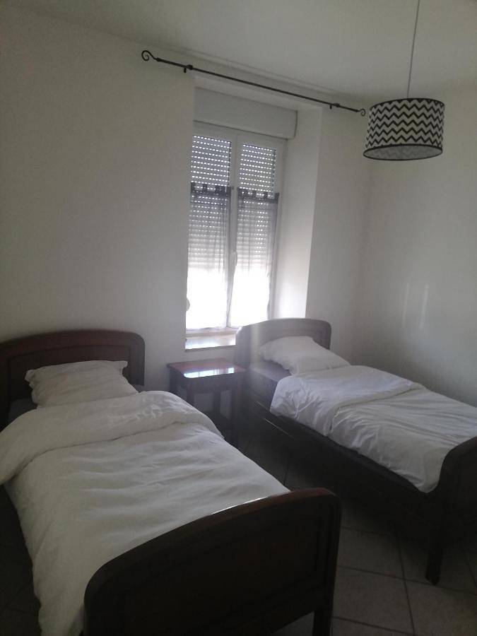 Gîte pour 6 personnes, avec vue et jardin dans Spincourt - 3