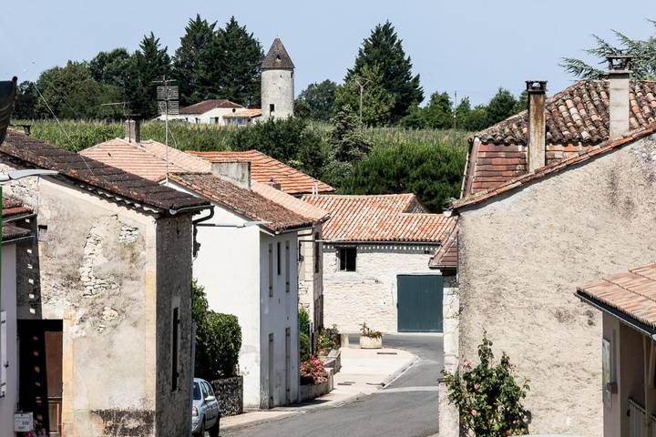 Location de vacances pour 2 personnes, avec vue et jardin à Loubès-Bernac - 3