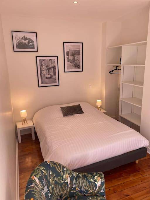 Gîte pour 2 personnes, avec terrasse et piscine dans Office De Tourisme De Bourbon Lancy - 4