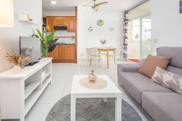 Appartamento intero, Appartamento vacanze per 4 persone con terrazza in Platja Gran (Tossa de Mar), Tossa de Mar