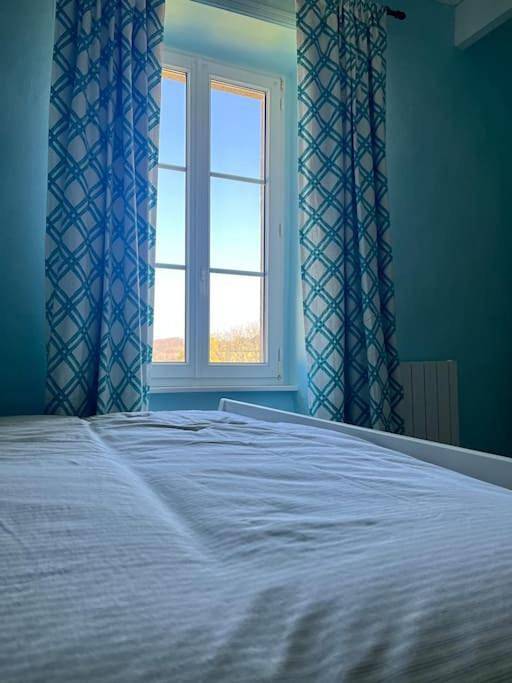 Gîte pour 6 personnes, avec jardin et vue à Locquénolé - 4