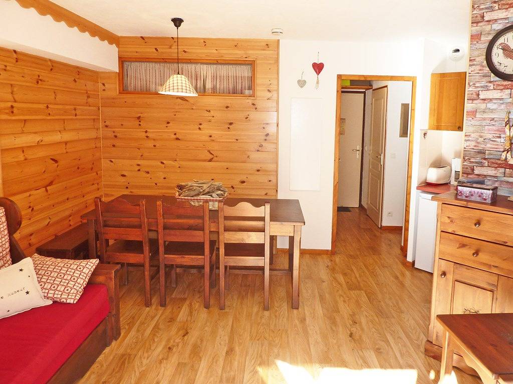 Ganze Ferienwohnung, 2003 Les Silenes 1800 in Les Orres, Nationalpark Écrins