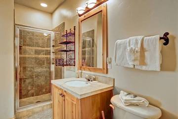 Vacation Home for 14 Guests in Park City UT, Utah, Picture 2