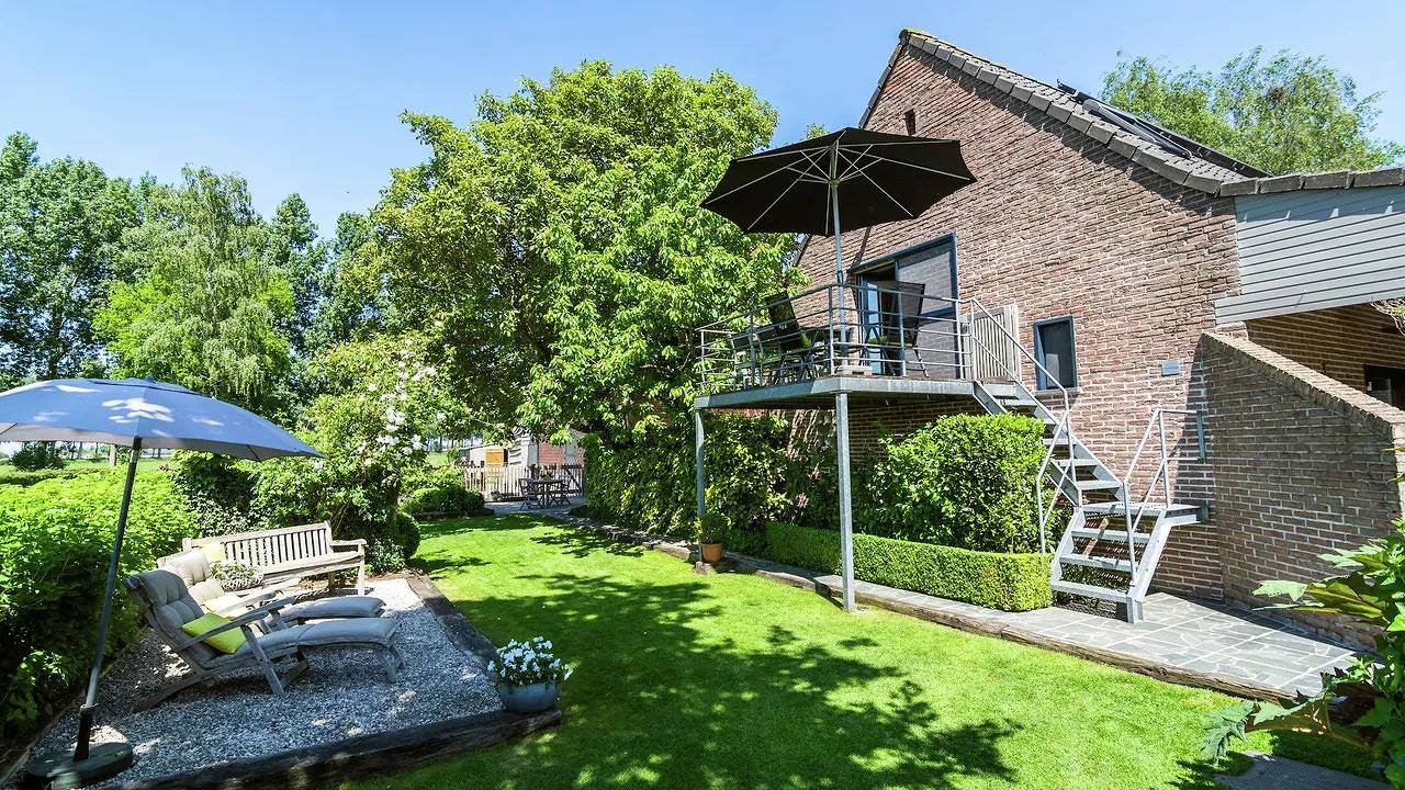 Geheel vakantieappartement, Vakantieappartement voor 5 personen met tuin in Maldegem, Oost-Vlaanderen