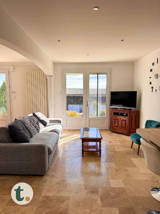 Location de vacances pour 8 personnes, avec jardin et terrasse à Treize-Vents - 2