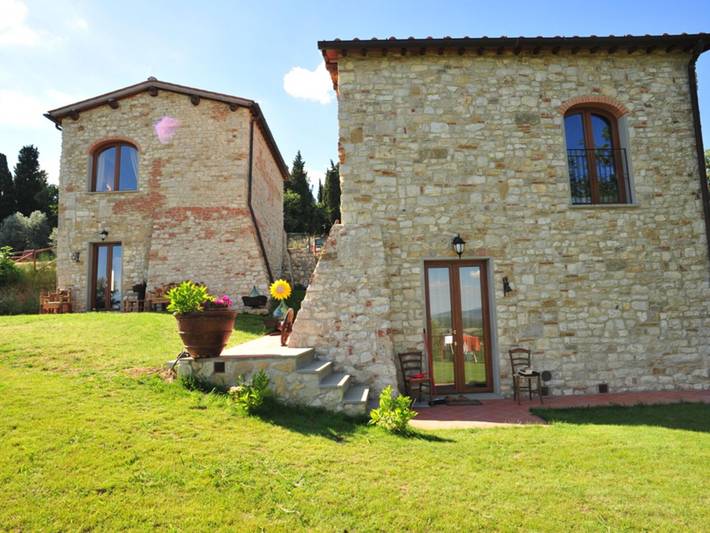 Casa vacanza per 12 persone, con Balcone/Terrazza e Terrazza nonché Giardino e Piscina a Rignano sull'Arno
