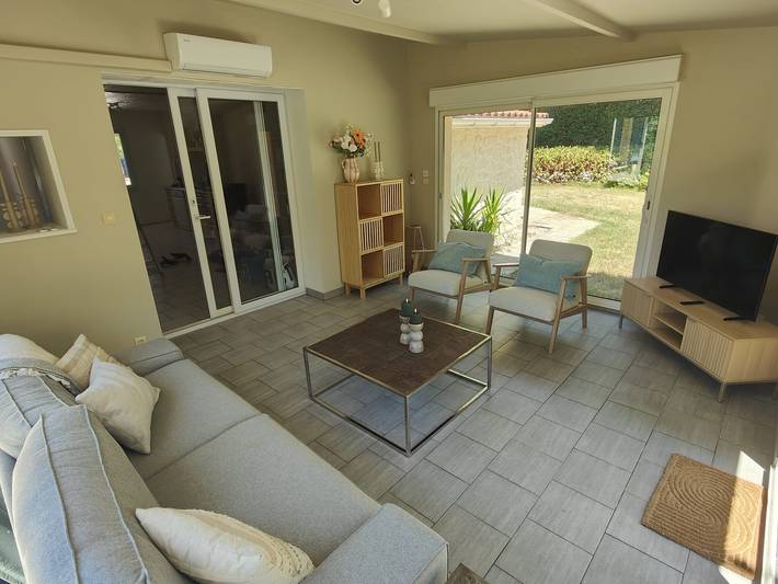 Casa de vacaciones 'Tournesol' con piscina privada, wifi y aire acondicionado in Tournon-d'Agenais, Quercy