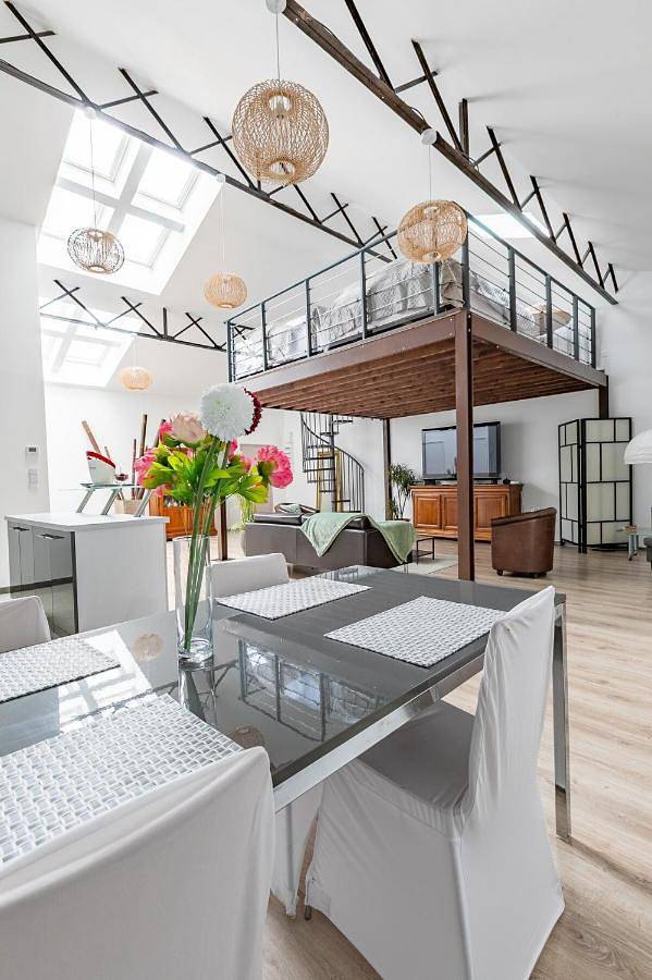 Appartement de vacances pour 8 personnes, avec jacuzzi et jardin, adapté aux familles