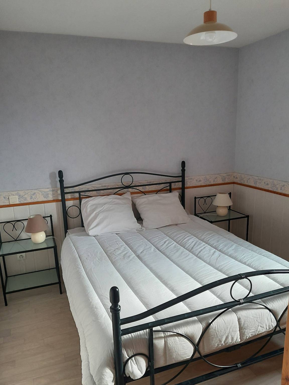 Entire apartment, Apartment 'La Fontaine Bénite' with Private Terrace, Wi-Fi and Air Conditioning in Seyssel, Saint-Julien-en-Genevois region