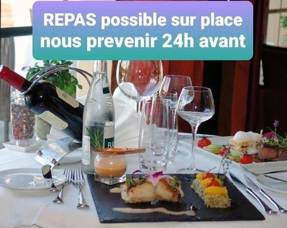 Gîte pour 2 personnes, avec jardin ainsi que vue et piscine, animaux acceptés à Cherves-Richemont - 2