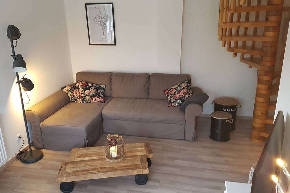 Ganze Wohnung, Stilvolle u. zentrale Ferienwohnung über 2 Etagen in Timmendorfer Strand, Ostholstein