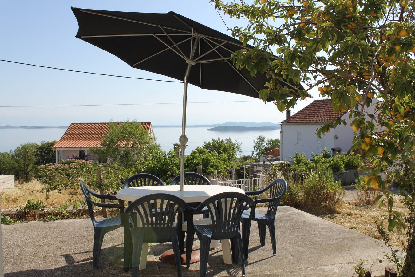 Ganze Wohnung, Two bedroom apartment with terrace and sea view Savar, Dugi otok A-8127-a in Sali, Dugi Otok