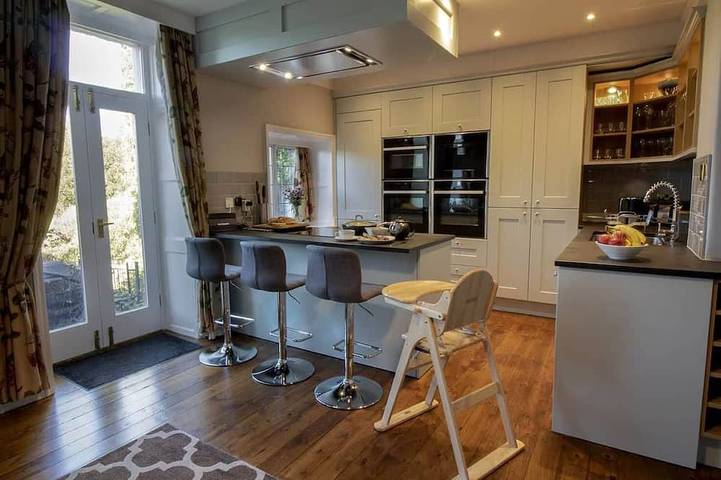 Luxuriöses Landhaus für bis zu 18 Personen im Herzen des Beatrix Potter Lake District in Far Sawrey, Lake District
