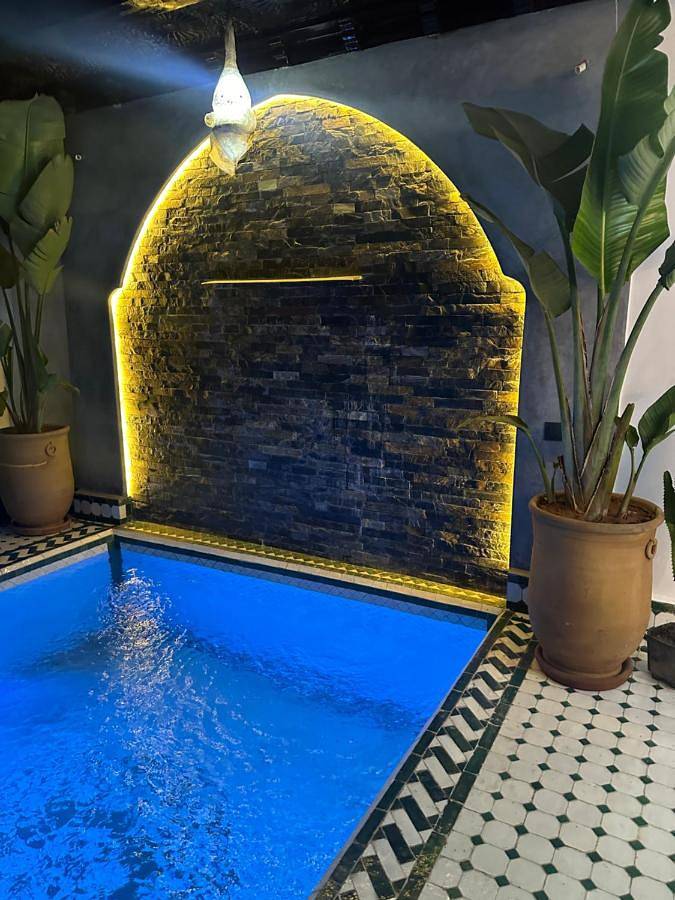 Maison d’hôte pour 2 personnes, avec piscine ainsi que jardin et terrasse à Marrakech