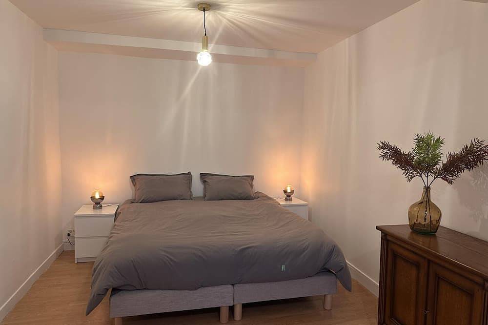 Apartamento entero, Moderno apartamento en Moulins, 4 pers, todo incluido in Moulins, Allier (desambiguación)