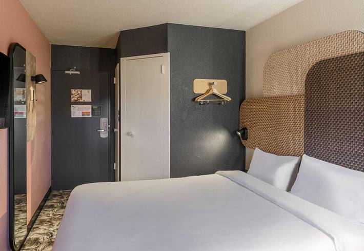 Hôtel pour 2 personnes, avec terrasse dans Cité de l'Espace - 3