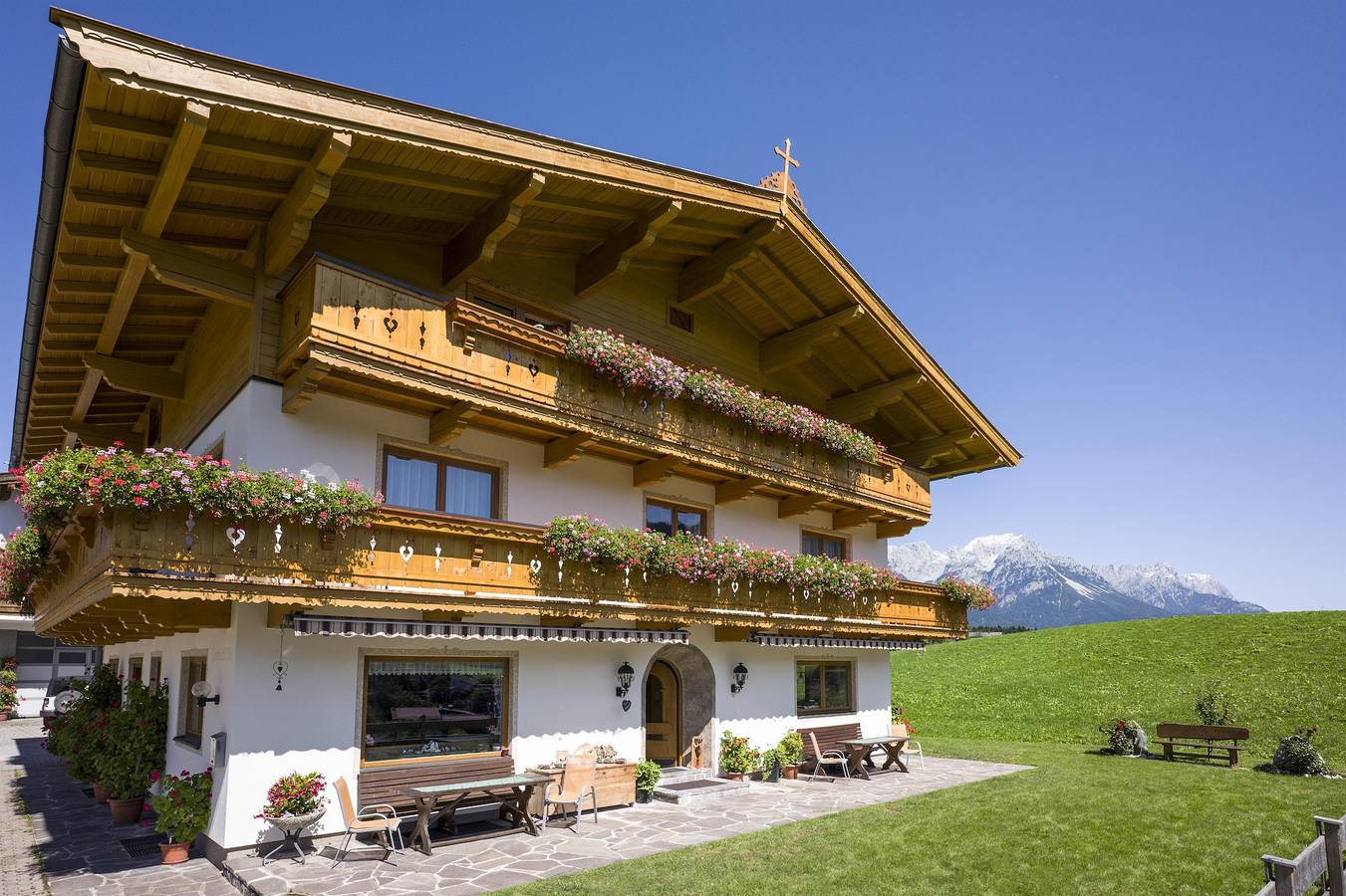 Ganze Ferienwohnung, Dreibettzimmer mit Dusche, Wc in Söll, Kitzbüheler Alpen